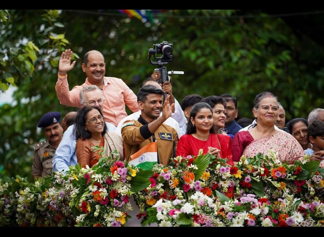 Shubhanshu Shukla In Lucknow in Pics: लखनऊ के लाल का भव्य स्वागत, देखें तस्वीरें