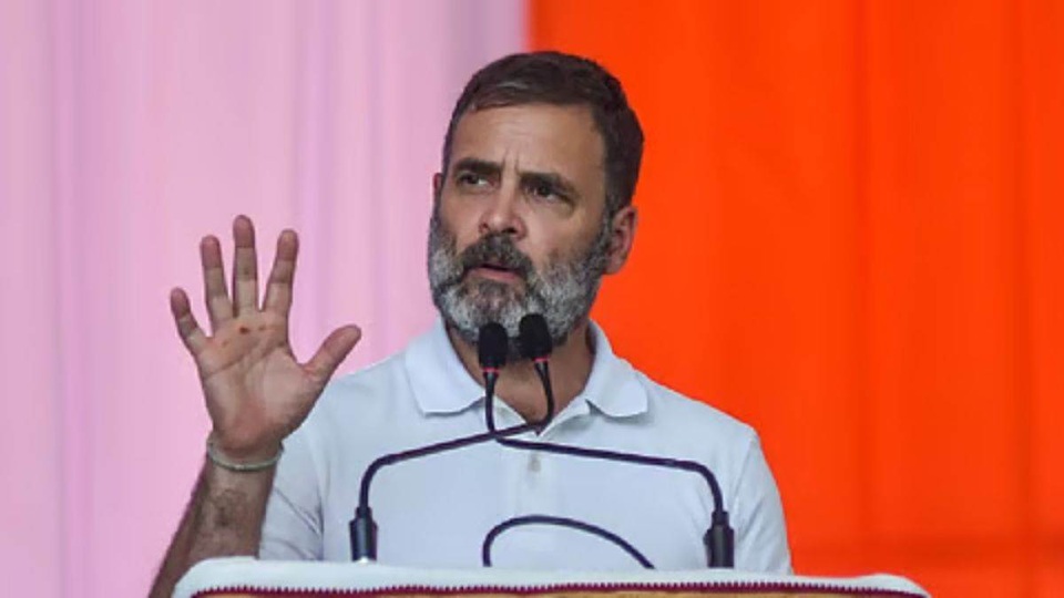 'अब और नहीं, जनता जाग गई है', 'वोट चोरी' मुद्दे पर Rahul Gandhi का तंज