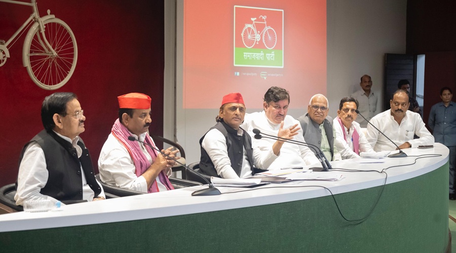 अखिलेश यादव का ऐलान, समाजवादी बनाएंगे स्थान विशेष के लिए ‘लोकल मेनिफेस्टो’