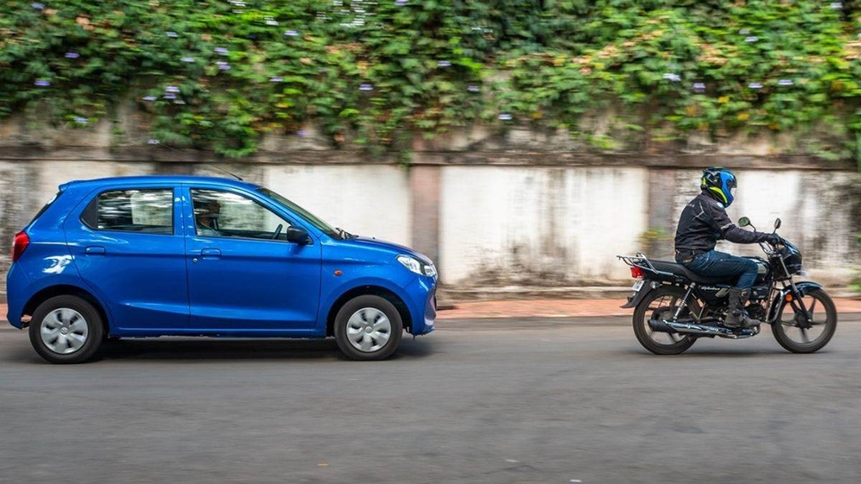 GST 2.0 Auto Sector: सिर्फ 55 हजार में बाइक और 3.50 लाख में कार!