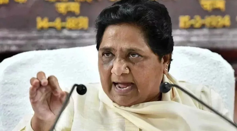 कांशीराम का नाम लेकर दिखावा करती हैं सपा-कांग्रेस, BSP Chief Mayawati ने साधा निशाना
