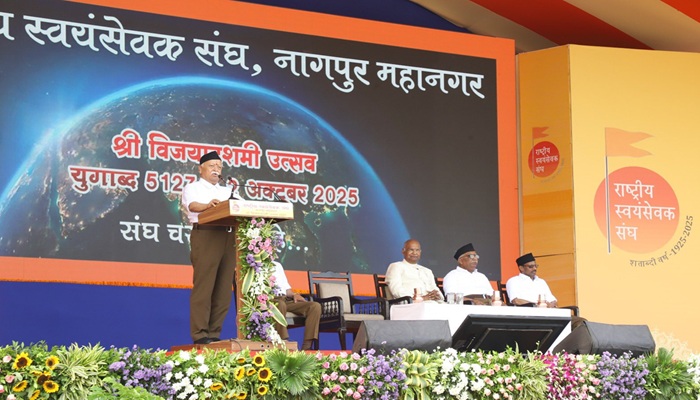 RSS Chief Mohan Bhagwat ने कहा- पहलगाम हमले से दोस्त-दुश्मनों का पता चला, अब सतर्क और ताकतवर बनना होगा