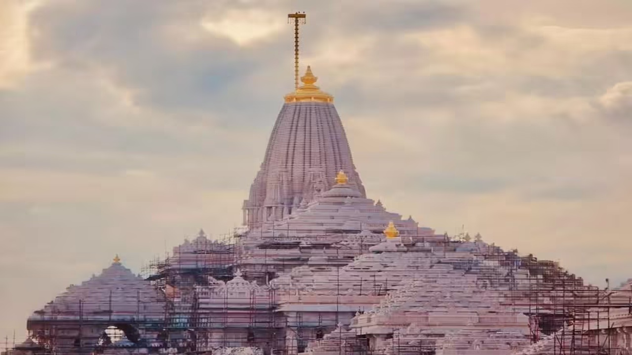 Ayodhya Ram Mandir: मोदी करेंगे रोड शो, पांच हजार महिलाएं करेंगी अगवानी