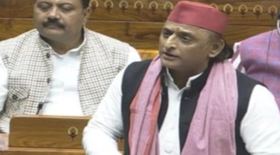 यूपी में नाम काटकर डिटेंशन सेंटर भेजने की साजिश, SIR के नाम पर NRC हो रहा: Akhilesh Yadav