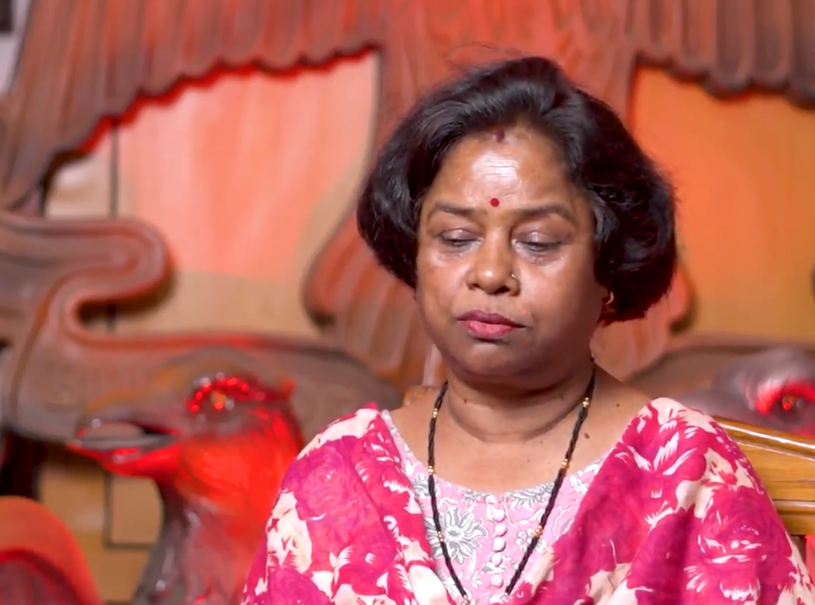 Special Story: दिव्यांग फुट पेंटर शीला शर्मा उन्नाव में शुरू करेंगी आर्ट सेंटर