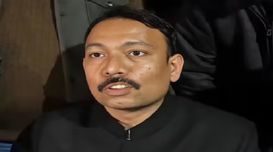 बरेली में PCS अलंकार अग्निहोत्री का सरकार पर निशाना, बोले- ये समाज को बांट रहे