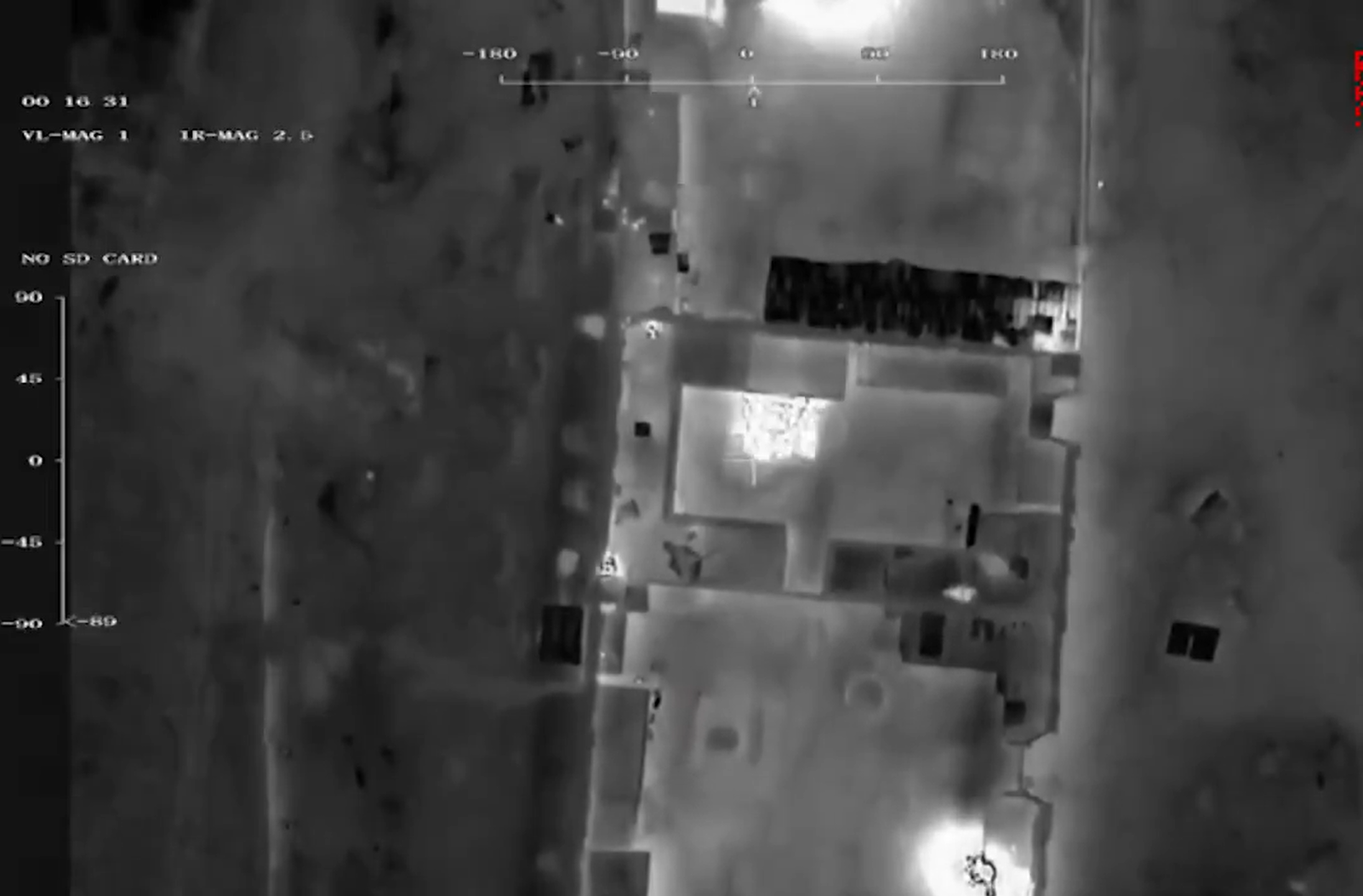 PAK-Afghan War: अफगानिस्तान ने पाकिस्तानी सैन्य ठिकानों पर बरसाए बम, देखिये वीडियो