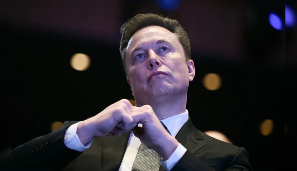 Elon Musk: अब मंगल से पहले चंद्रमा पर शहर बसाने की है तैयारी, बताई डेडलाइन