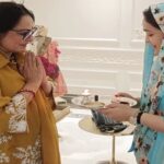 UP Politics: अपर्णा यादव से मिलीं जया प्रदा, बंद कमरे में हुई सियासी बातचीत!