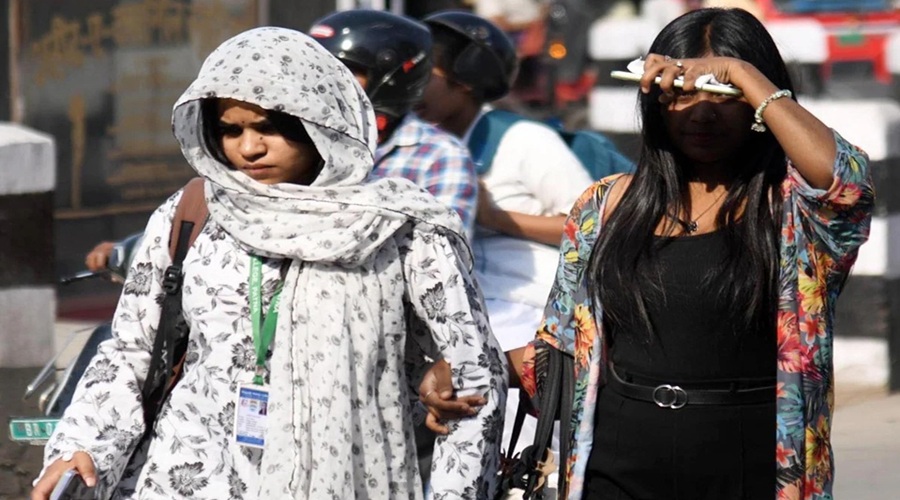 महाराष्ट्र के अकोला में पारा 44°C, वर्धा में स्कूल बंद; UP में बांदा सबसे गर्म, 8 राज्यों में लू की चेतावनी