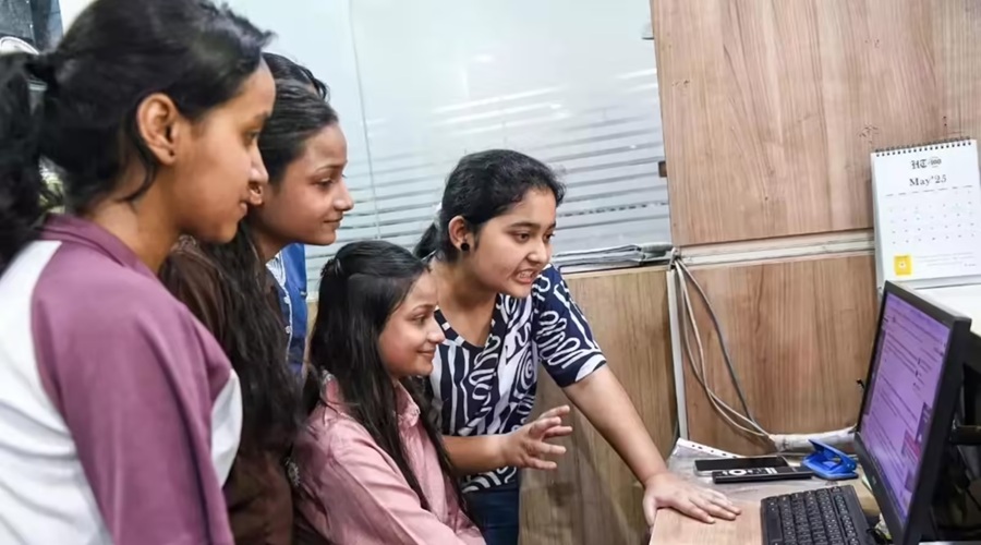 कल जारी होगा UP Board Result 2026, 10वीं-12वीं के छात्र ऐसे देख सकेंगे परिणाम