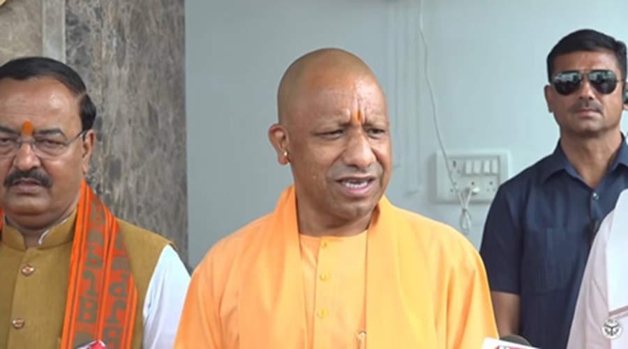 यूपी विधानमंडल का विशेष सत्र: सीएम योगी ने कहा- सपा-कांग्रेस अपने आचरण के लिए माफी मांगें