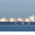 खुशखबरी! Strait of Hormuz पार कर LNG से लदा टैंकर जहाज आ रहा है भारत