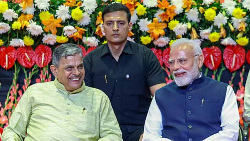 RSS के मूल्यों को अपने अनोखे और अलग तरीके से आगे बढ़ा रहे प्रधानमंत्री मोदी: होसबाले