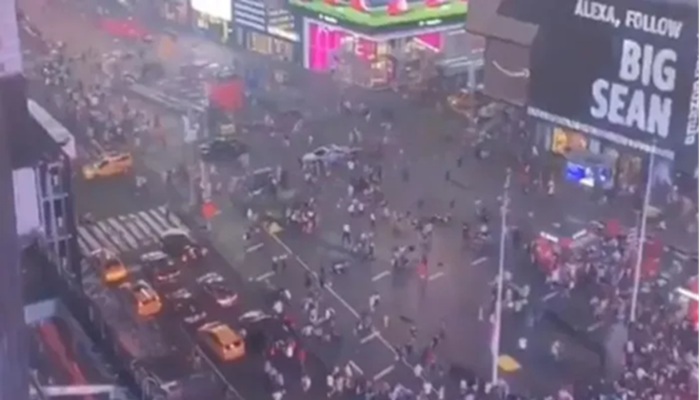 America में Times Square पर ताबड़तोड़ फायरिंग, वीडियो आया सामने