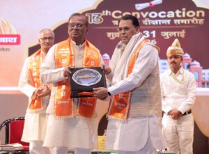 Lucknow: दीक्षांत समारोह में दिव्यांगजनों को 466 उपाधियां मिलना उनके सार्थक प्रयास का परिणाम