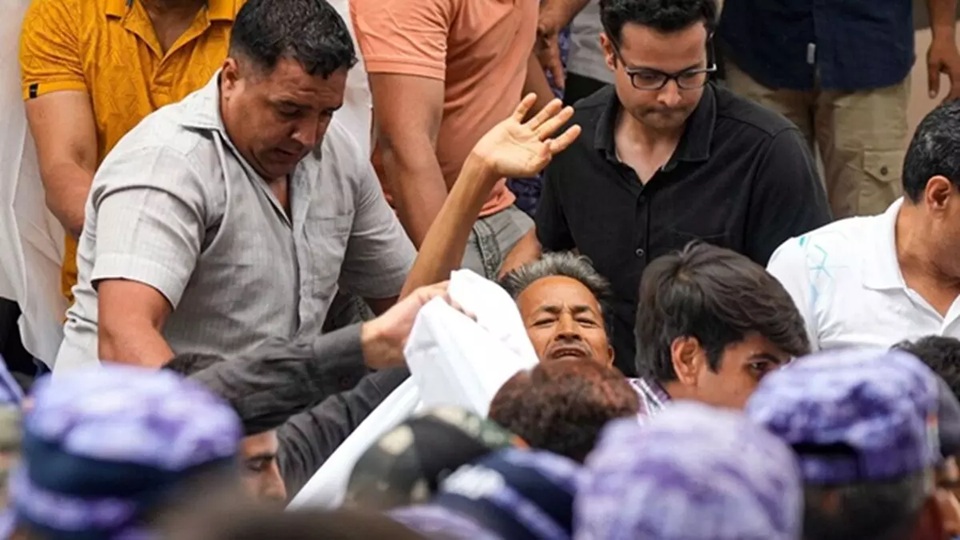 Sonam Wangchuk को पुलिस लेकर गई अस्पताल, जंतर-मंतर से प्रदर्शनकारियों को भी हटाया गया