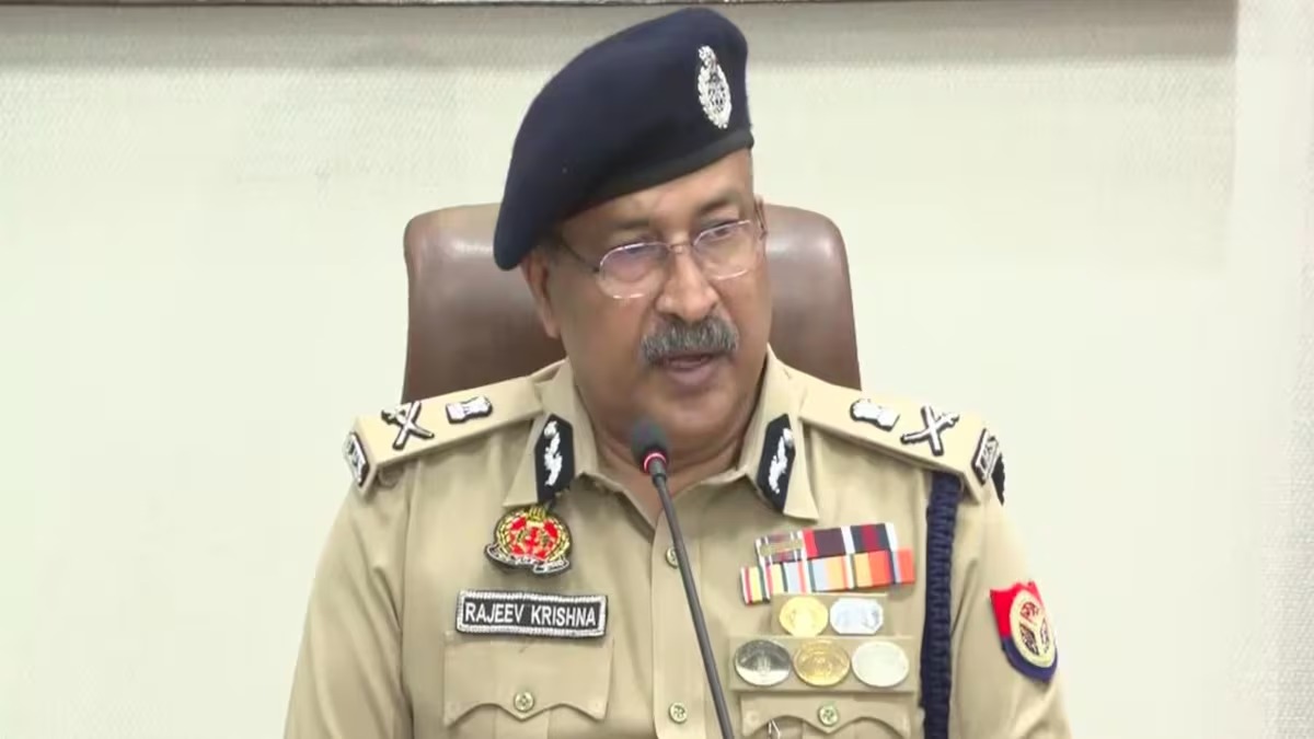 शूटरों को हथियार देने वालों के साथ शरण देने वालों को भी नहीं बख्शेंगे: UP DGP