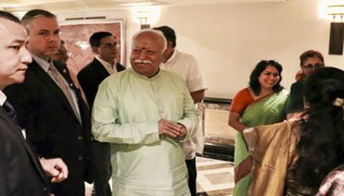 New York में बोले RSS प्रमुख Mohan Bhagwat- दुनिया कोई बाजार नहीं, कृष्ण का रूप है