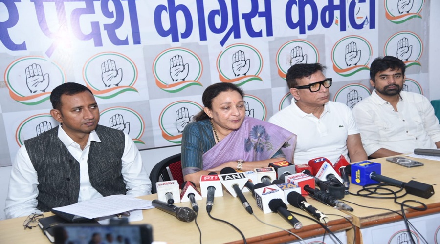 मुख्य चुनाव आयुक्त का प्रजातंत्र पर प्राणघातक हमला: कांग्रेस