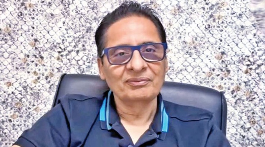 IT जांच के बीच बिगड़ी फिल्‍म निर्माता वाशु भगनानी की तबीयत, लंदन के अस्पताल में भर्ती