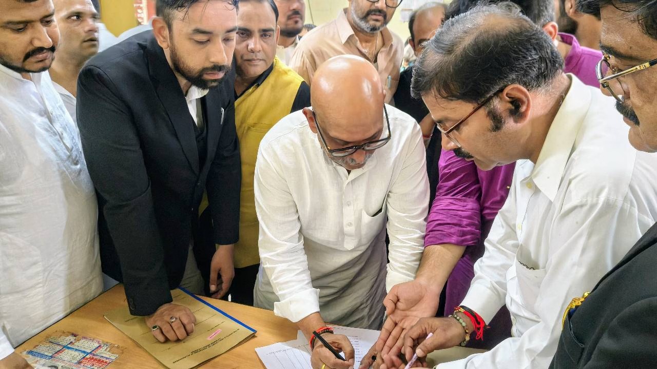 UP News: अजय राय ने सीएम योगी के खिलाफ दायर किया मानहानि का मुकदमा