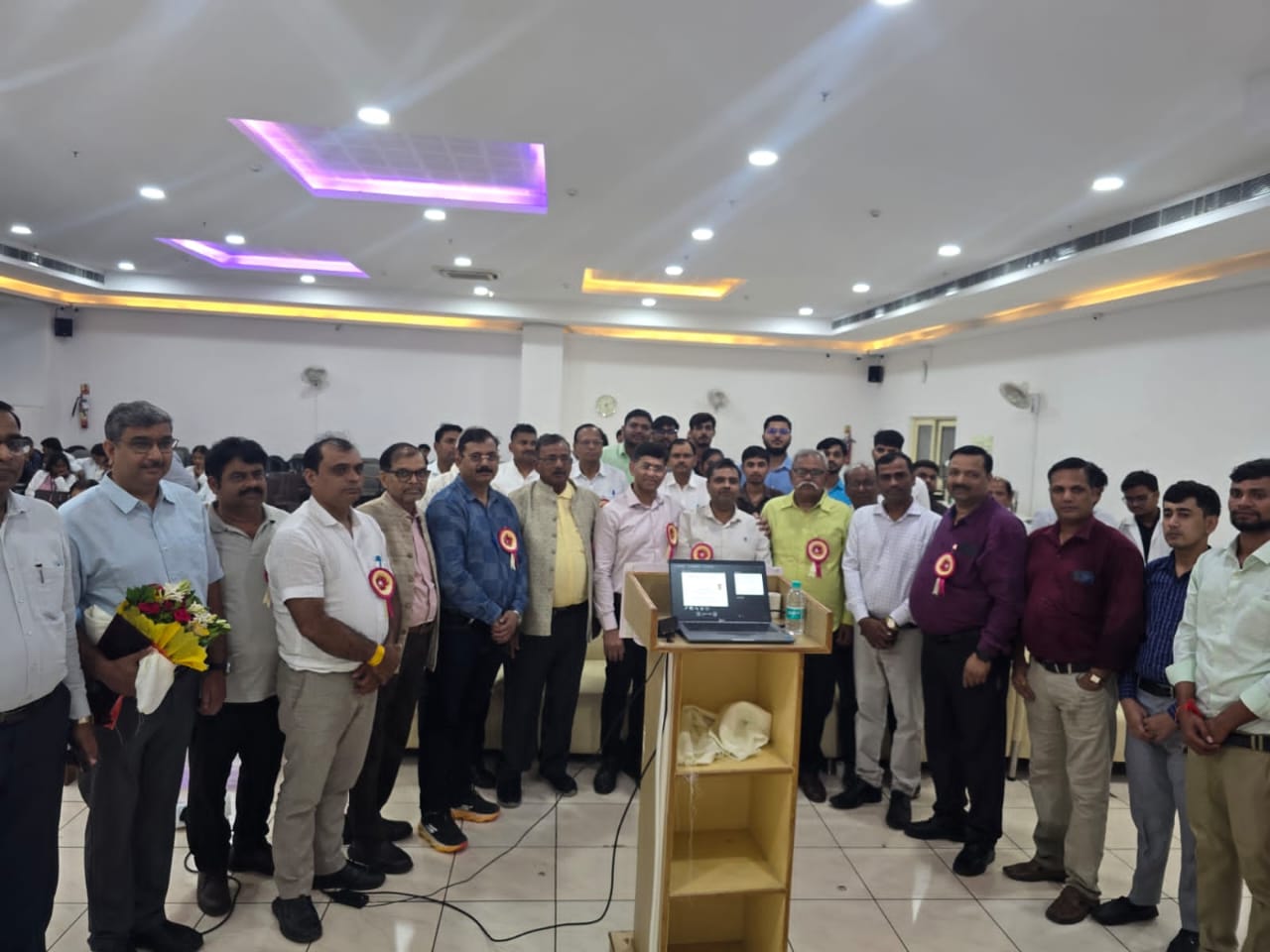 Pharmacist Day 2026: स्वस्थ समाज के लिए स्वास्थ्य सेवा की सबसे महत्वपूर्ण कड़ी है फार्मेसिस्ट