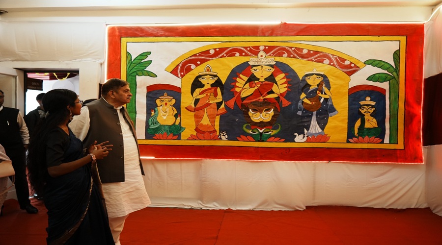 SRMS CET में वार्षिक सांस्कृतिक महोत्सव जेस्ट-2026 'नवरंग' का आगाज, देव मूर्ति ने छात्रों को दिया अहम संदेश