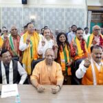 यूपी राज्‍यसभा चुनाव के लिए 8 भाजपा प्रत्याशियों का नामांकन, सीएम योगी रहे मौजूद