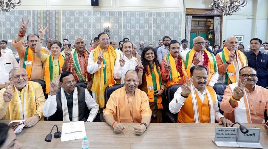यूपी राज्‍यसभा चुनाव के लिए 8 भाजपा प्रत्याशियों का नामांकन, सीएम योगी रहे मौजूद