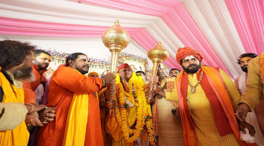 अखिलेश बोले- मुख्यमंत्री खुद अयोध्या से चुनाव लड़कर दिखाएं, सपा प्रमुख के राम मंदिर न जाने पर उठे सवाल