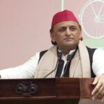 अखिलेश यादव का ऐलान- सरकार बनने पर लोकतंत्र सेनानियों को देंगे 51 हजार पेंशन
