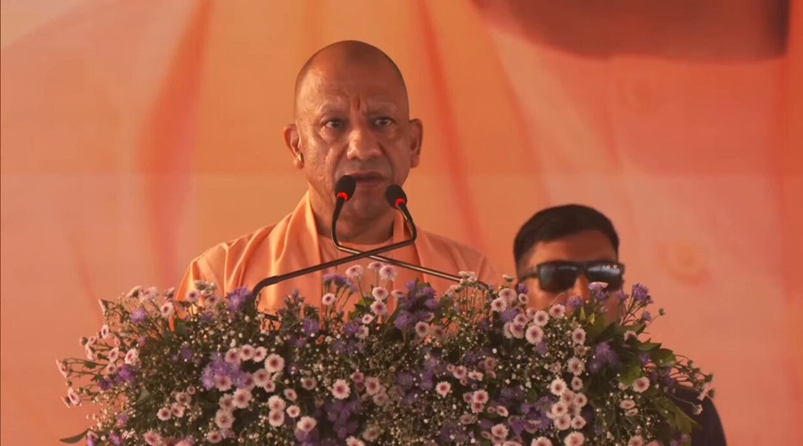 सपा ने राज्यसभा टिकट धन्नासेठ को गिरवी रखा, PDA यानी पराया धन अपना: सीएम योगी