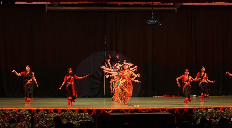 SRMS CET के सांस्कृतिक महोत्सव 'जेस्ट-2026' का रंगारंग समापन
